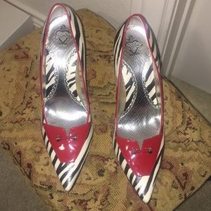 | J.Reneé | Black/White/Red